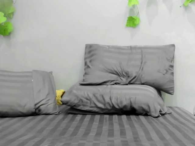 jennyloveley's BongaCams show and profile