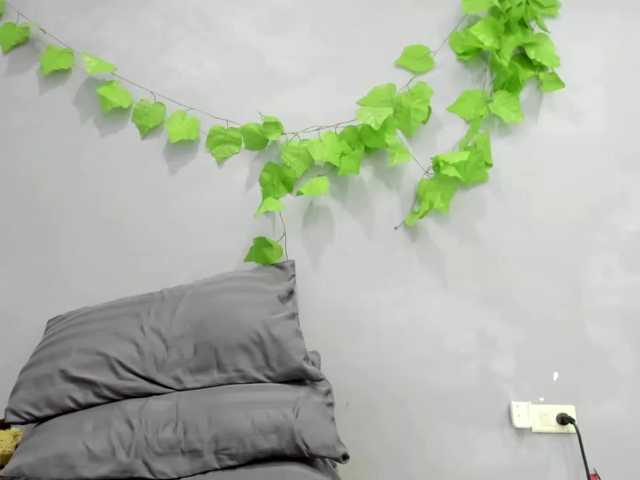 jennyloveley's BongaCams show and profile