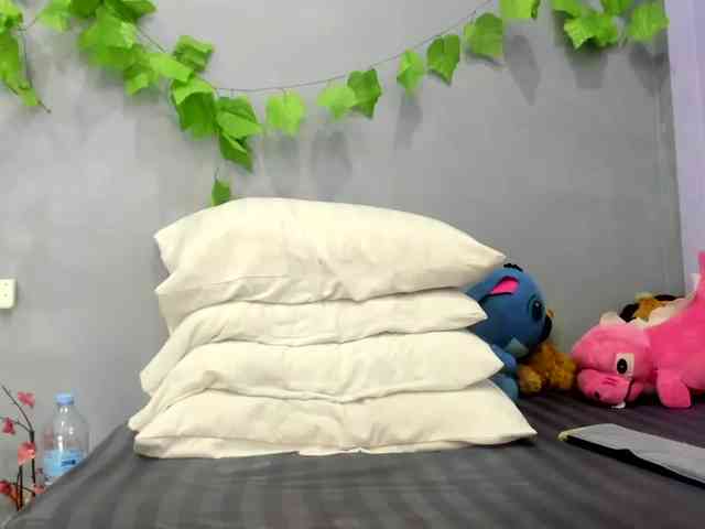 jennyloveley jennyloveley