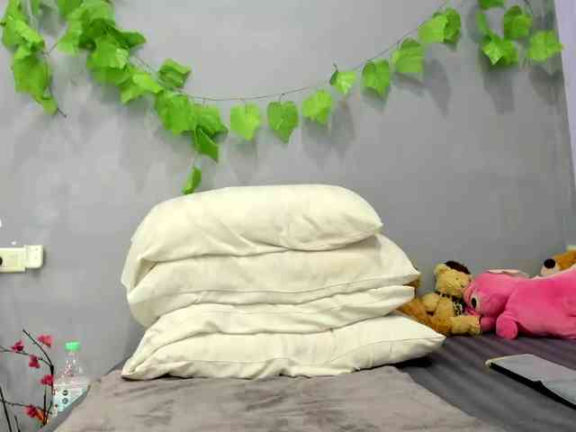 jennyloveley jennyloveley