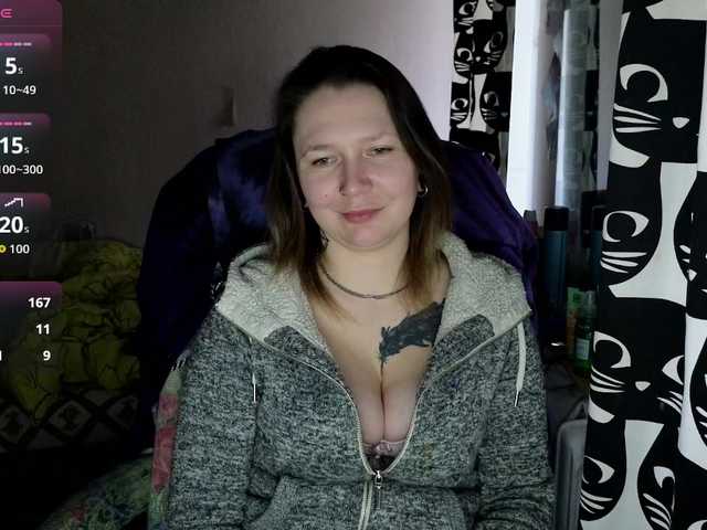 Ozalin's BongaCams show and profile