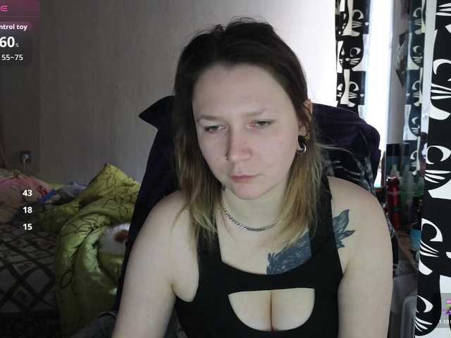 Ozalin's BongaCams show and profile