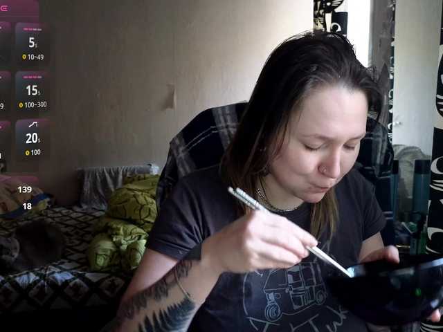 Ozalin's BongaCams show and profile