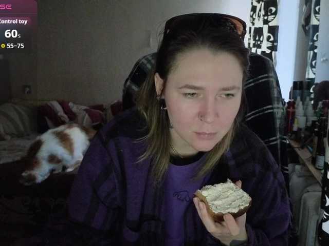 Ozalin's BongaCams show and profile