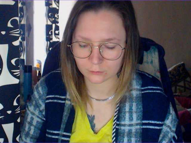 Ozalin's BongaCams show and profile