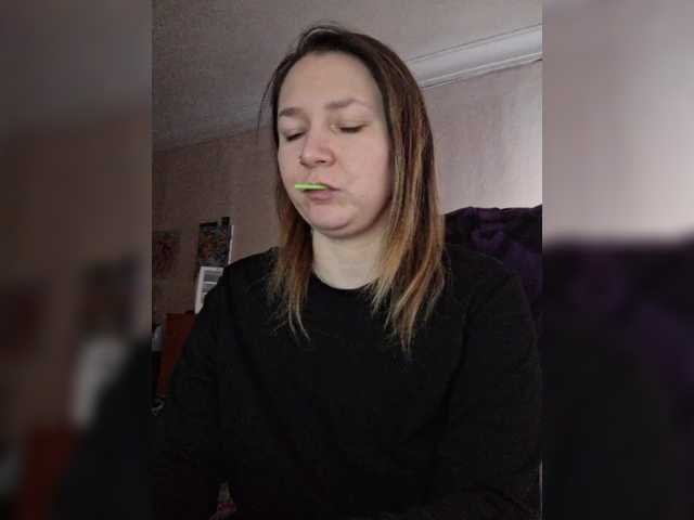 Ozalin from BongaCams