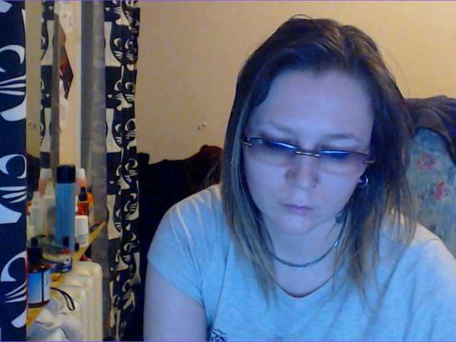 Ozalin's BongaCams show and profile