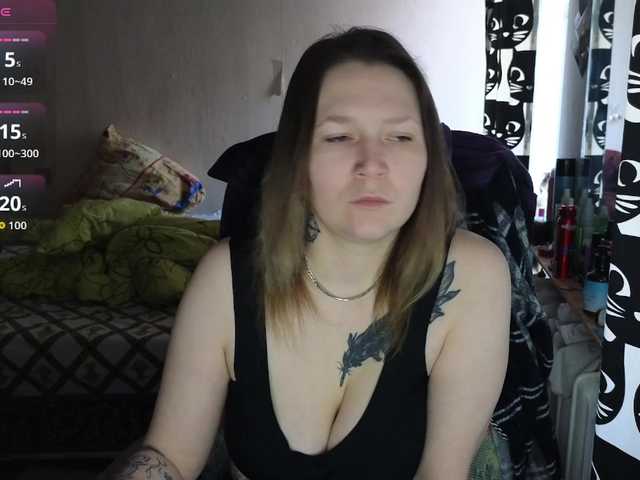 Ozalin's BongaCams show and profile