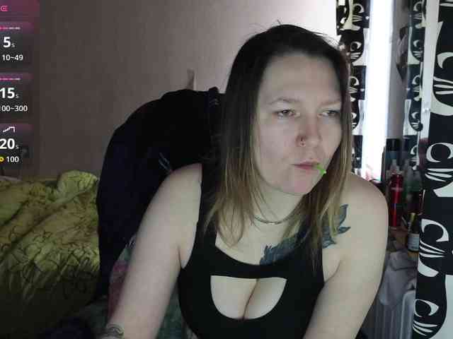 Ozalin Live Webcam on BongaCams