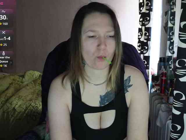 Ozalin Live Webcam on BongaCams