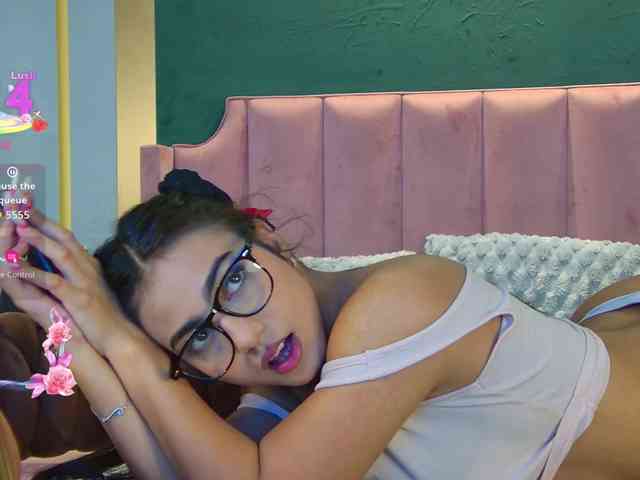 VanessaOlive webcam