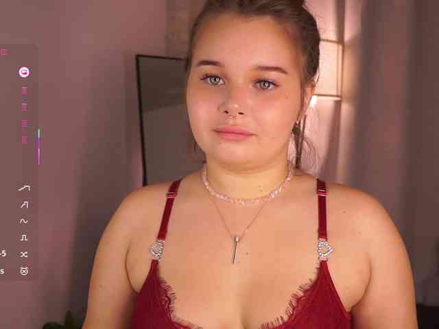 YesImAnna webcam