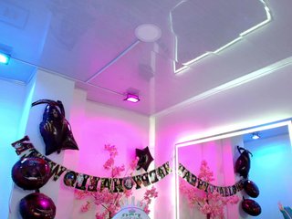 Leia-laurent Porn Show