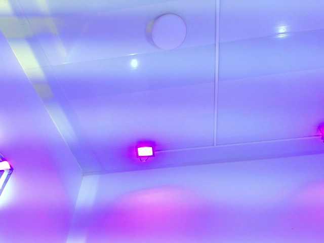 Leia-laurent's BongaCams show and profile