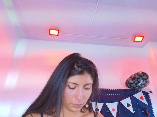 Leia-laurent's BongaCams show and profile