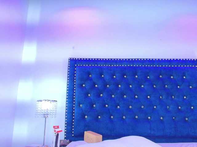 Leia-laurent's BongaCams show and profile