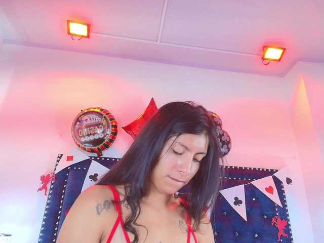 Leia-laurent's BongaCams show and profile