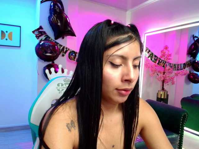 Leia-laurent webcam bongacams model stream image