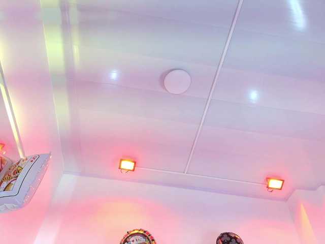 Leia-laurent's BongaCams show and profile