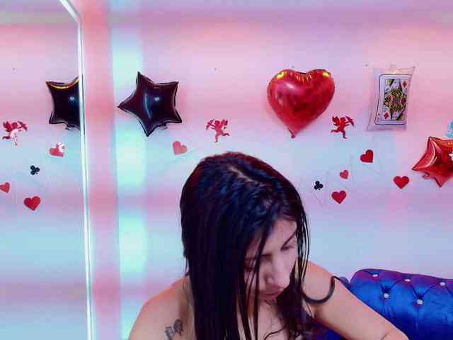 Leia-laurent Live Webcam on BongaCams