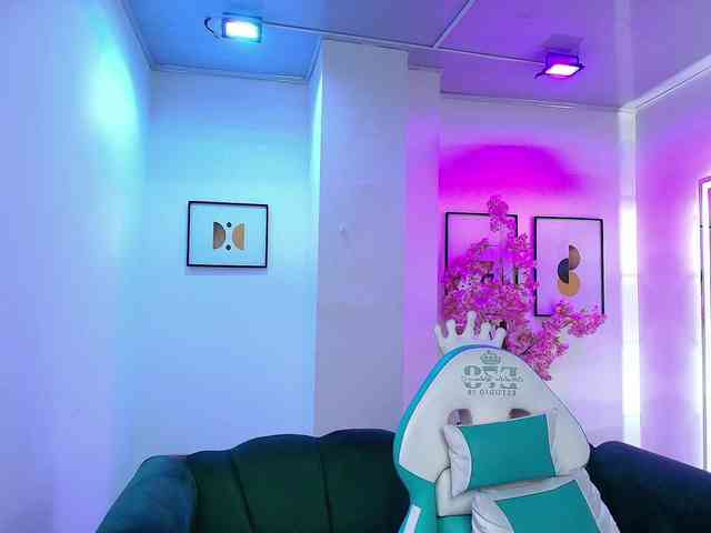 Leia-laurent Leia-laurent