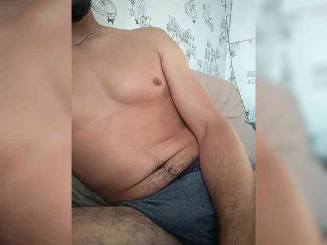 Carl (25, White Cam Boy) performing ass fucking.