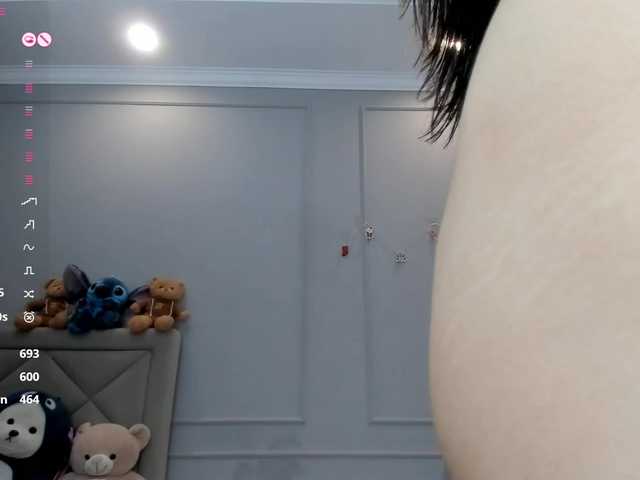 LinaXin's BongaCams show and profile