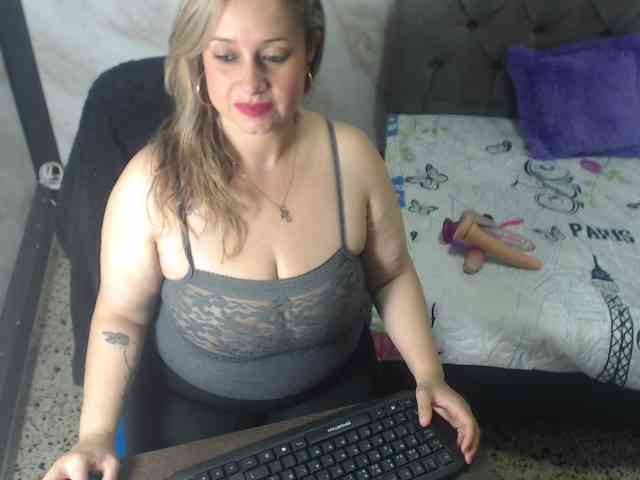 Brendabigtitis webcam