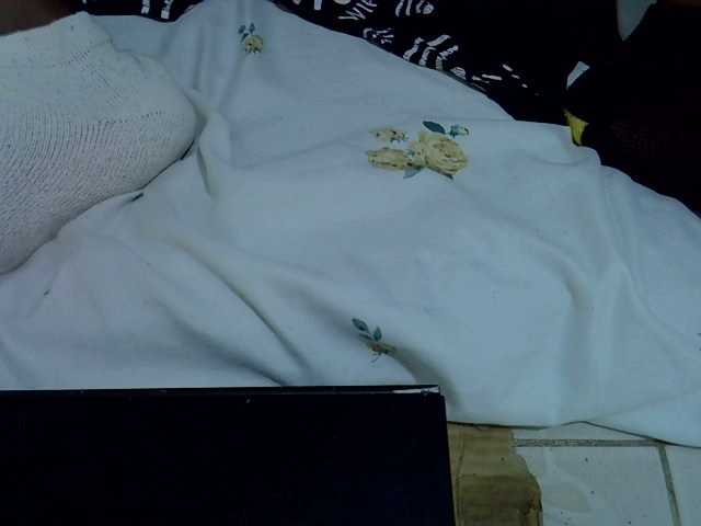 le modèle Sexymummy1 est en webcam porno dans un show sur le site bongacams, il possède les tags suivants: Ebony,Brunette,Trimmed