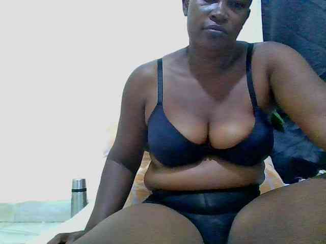 Sexymummy1 webcam