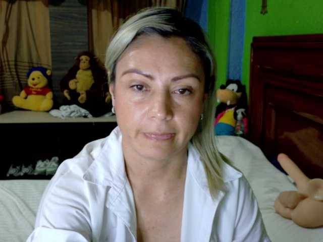 Charlizetheron1's BongaCams show and profile