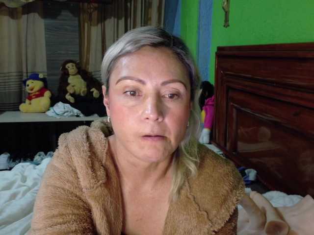 Charlizetheron1's BongaCams show and profile