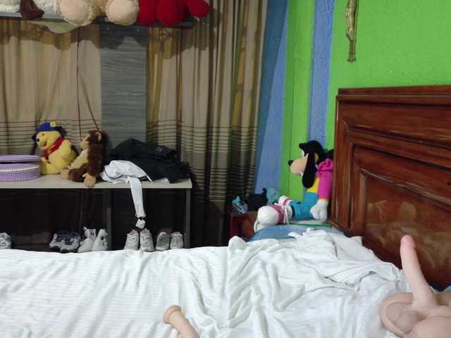 Charlizetheron1's BongaCams show and profile