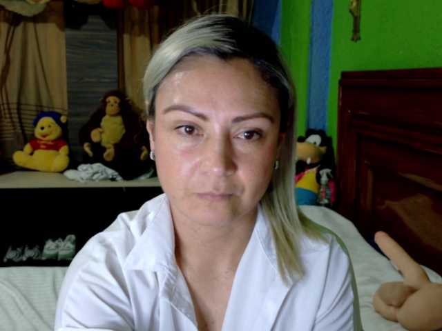 Charlizetheron1's BongaCams show and profile