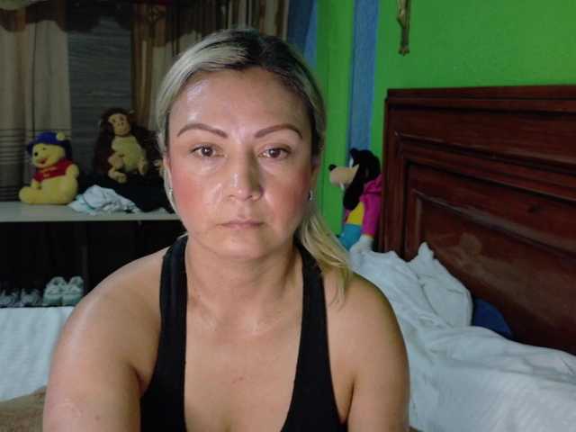 Charlizetheron1's BongaCams show and profile