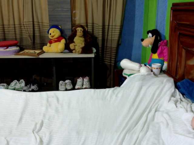 Charlizetheron1's BongaCams show and profile