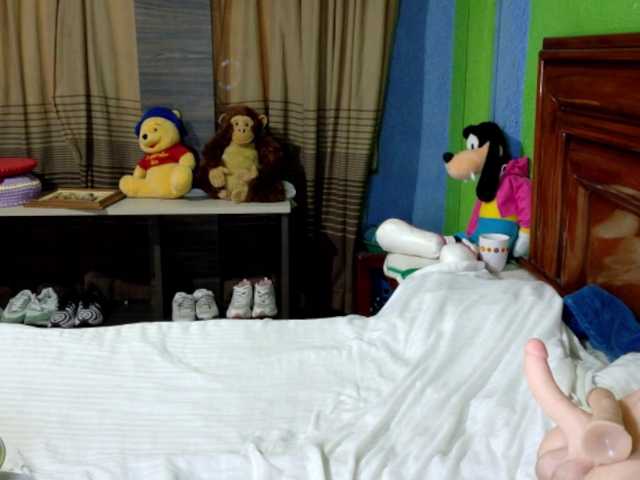 Charlizetheron1 webcam