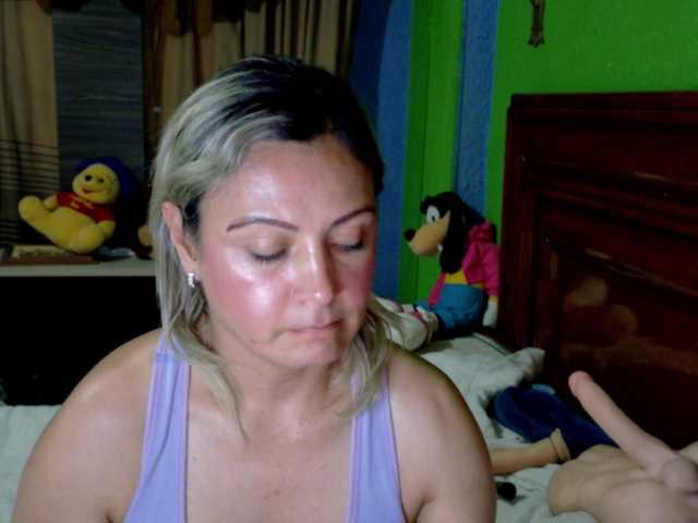 Charlizetheron1's BongaCams show and profile