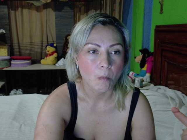 Charlizetheron1's BongaCams show and profile