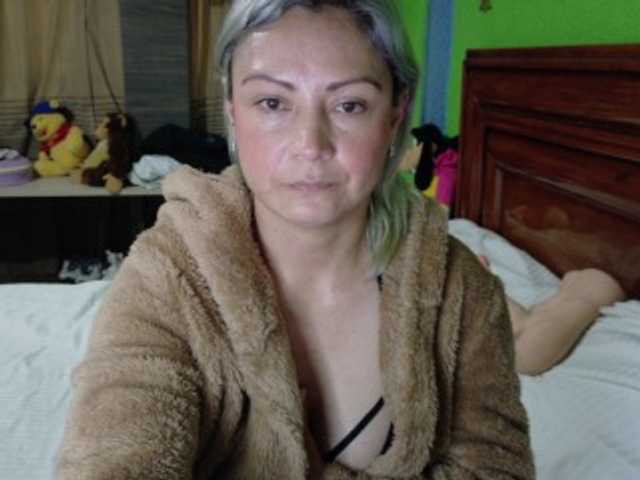 Charlizetheron1's BongaCams show and profile