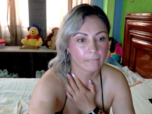 Charlizetheron1's BongaCams show and profile