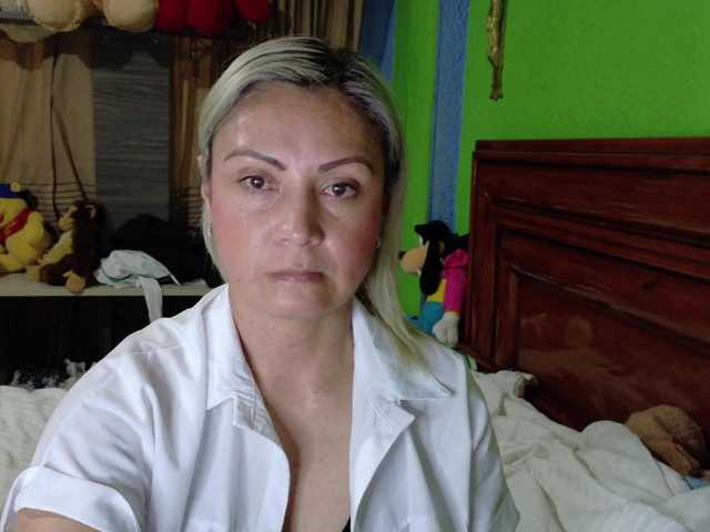 Charlizetheron1's BongaCams show and profile