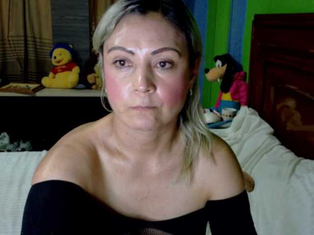 Charlizetheron1's BongaCams show and profile