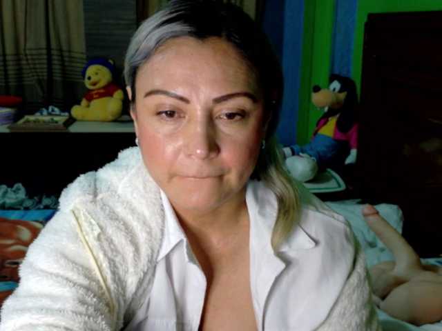 Charlizetheron1 webcam