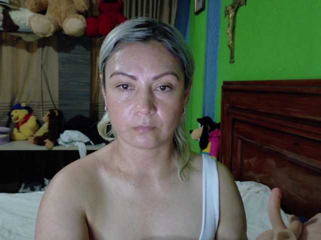 Charlizetheron1's BongaCams show and profile