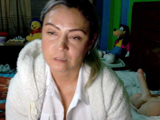 Charlizetheron1's BongaCams show and profile