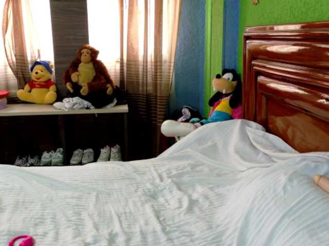 Charlizetheron1's BongaCams show and profile