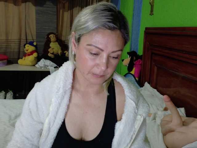 Charlizetheron1's BongaCams show and profile