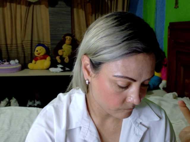 Charlizetheron1's BongaCams show and profile