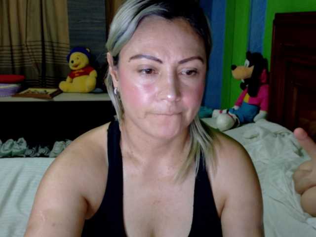 Charlizetheron1's BongaCams show and profile